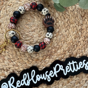 Bear Paw Key Wristlet, keychain, silicone beads, keyring bracelet, gift for her, buffalo plaid, deer, antlers, hunter, animal tracks, bear
