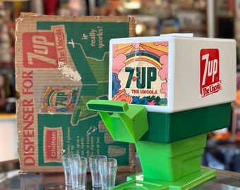 Vintage 1960s Chilton Toys 7UP the Uncola Toy Drink Soda Vintage 1960s Chilton Toys 7UP the Uncola Toy Drink Soda