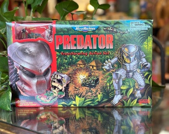 Vintage 1990s Sealed Micro Machine Predator Transforming Action Set