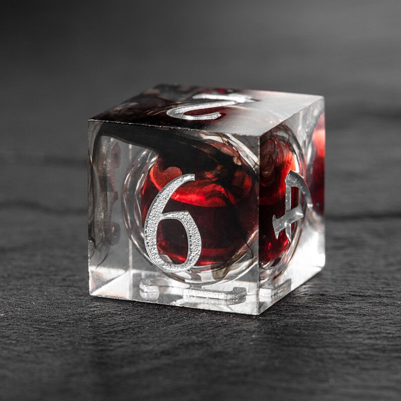 Jeu de dés lune à noyau liquide rouge sang Only D6