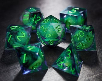 Purple Green Liquid Core Crit Dice Set