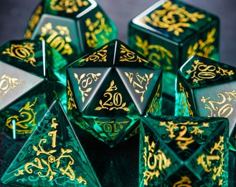 Green Glass Plant Vine Motif Dice Set