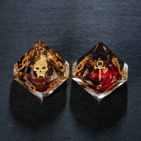 Rose Bud Glitter Vampire Dice D10