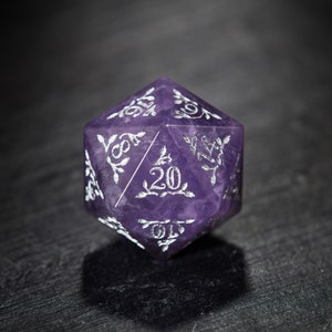 Amethyst Gemstone Plant Vine Motif Dice Set D20