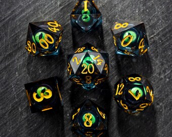 Floating Green Pupil Dragon's Eye Liquid Core Dice Set