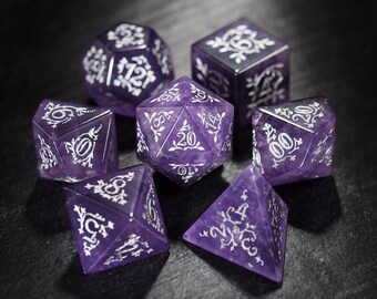 Amethyst Gemstone Plant Vine Motif Dice Set