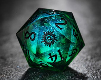 Green Liquid Core Galaxy Dice Supernatural Anti-possession Dice Set