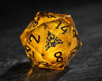 Yellow Sand Liquid Core Nine Tail Fox Dice Set