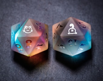 Raised Fantastic Glass Cat Butt Dice Set