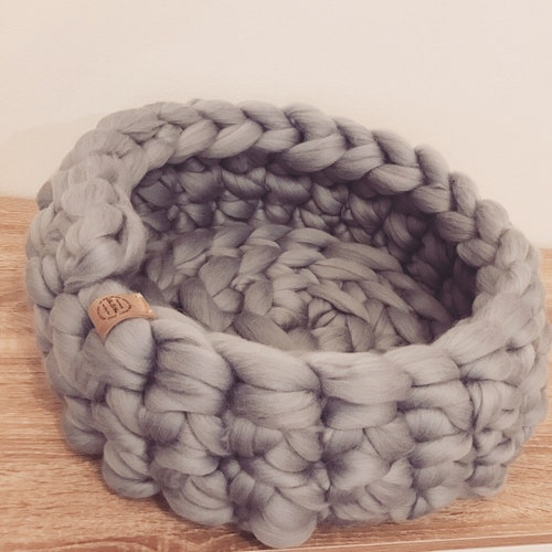 Chunky Cat Bed Chunky Knit Pet Bed Pet Cave Pet Bedding Etsy