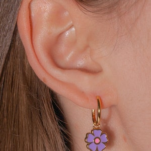 Dainty 18K Gold Vermeil Sterling Silver Gold Plated Purple Wildflower Enamel Huggie Hoop Earring Y2K, Perfect Gift, Cute Floral Earring image 2