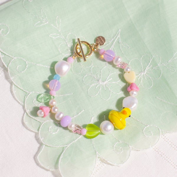 Bracelet Ducky - Bracelet Perlé - Bijoux perlés mignons, Perle d’eau douce, Perles de verre de lampe, Perles d’animaux en verre, Bracelet de canard de lampe