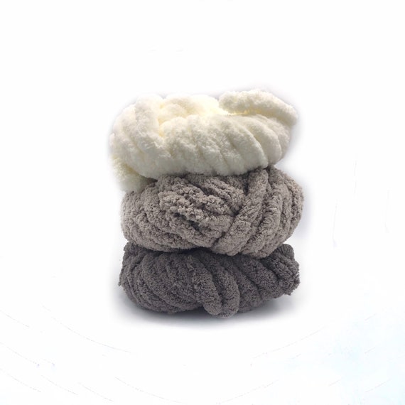 Light Grey Chunky Chenille Yarn for Crocheting, Bulky Thick Fluffy Yarn for  Knit