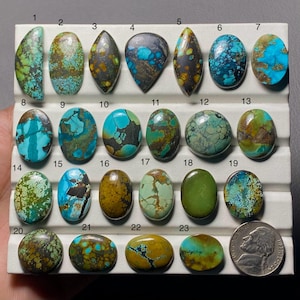 Tibetansk turkos En unik 100 % naturlig tibetansk turkos cabochon lös ädelsten för smyckestillverkning Kod MI-1783