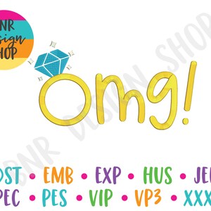 Puede incluir: Un anillo amarillo con un diamante azul en la parte superior y la palabra "Omg!" en texto amarillo. El texto "BNR design SHOP" está en un círculo con un fondo rosa, azul y naranja.