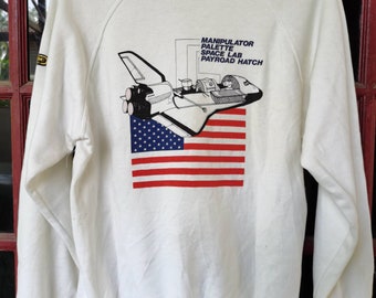 Vintage 80's NASA Kennedy Space Center Demetre Sweatshirt space shuttle discovery aircraft Size M