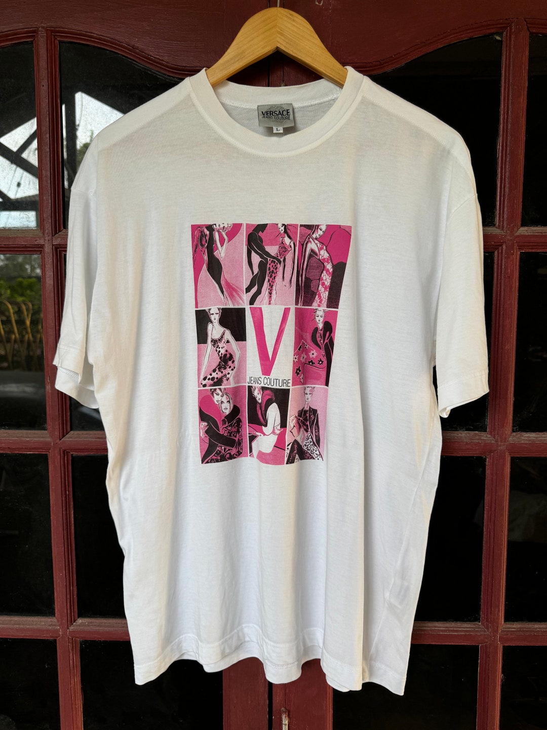 Vintage 1990's Versace Jeans Couture T-shirt Medusa Logo Gianni