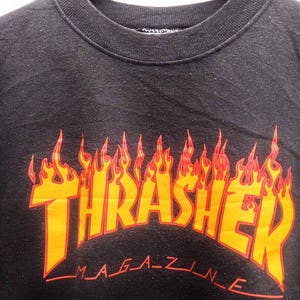 Vintage 90's Thrasher Magazine Flame Logo Skateboarding Sweatshirt image 2