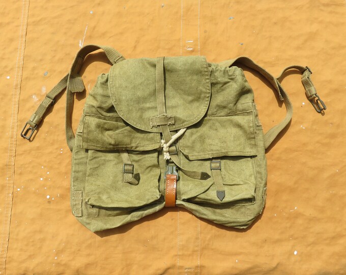 Vintage 50s / 60s European Military Backpack / Hiking, Camping, Green ...