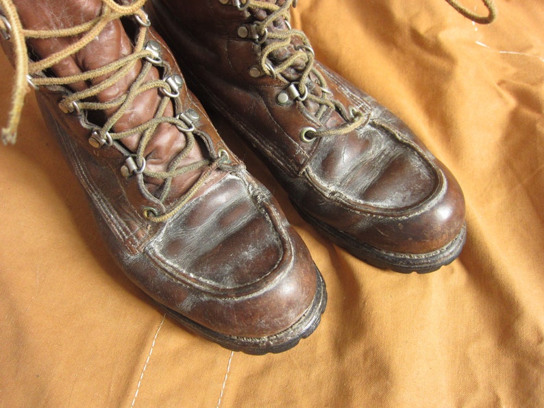 Black Lug Sole Size Men/'s 8.5 Women/'s 9.5 10 70s Red Wing Irish Setter Work Boots Moc Toe Brown Narrow A Width 9 9.5 Ankle Boots
