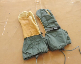 Moyenne/Grande Mitaines à gâchette de l'armée américaine des années 80/Cuir et toile de nylon Gants à gantelets excédentaires militaires des années 80 par temps extrêmement froid