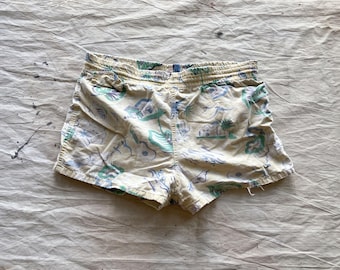 Medium / Large 50s Faded Hawaiian Pattern Swimsuit / 1950s Distressed Men's Swim Shorts Aloha