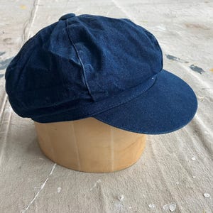 Medium 70s Denim Fisherman Cap / 1970s Short Brim Flat Cap Newsie Newsboy Motorcycle Cap Engineer Hippie Beatnik