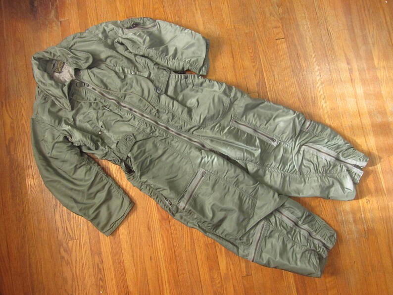Military Coverall Medium Short 50s 60s US Army Insulated Flight Suit Coveralls CWU-1P Fatigues Uniform Vietnam Deck 1960s