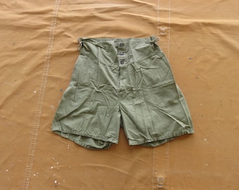 27 Waist 40s US Army Cotton Undershorts / Boxer Shorts High Rise Waist Button Fly 1940s 1950s