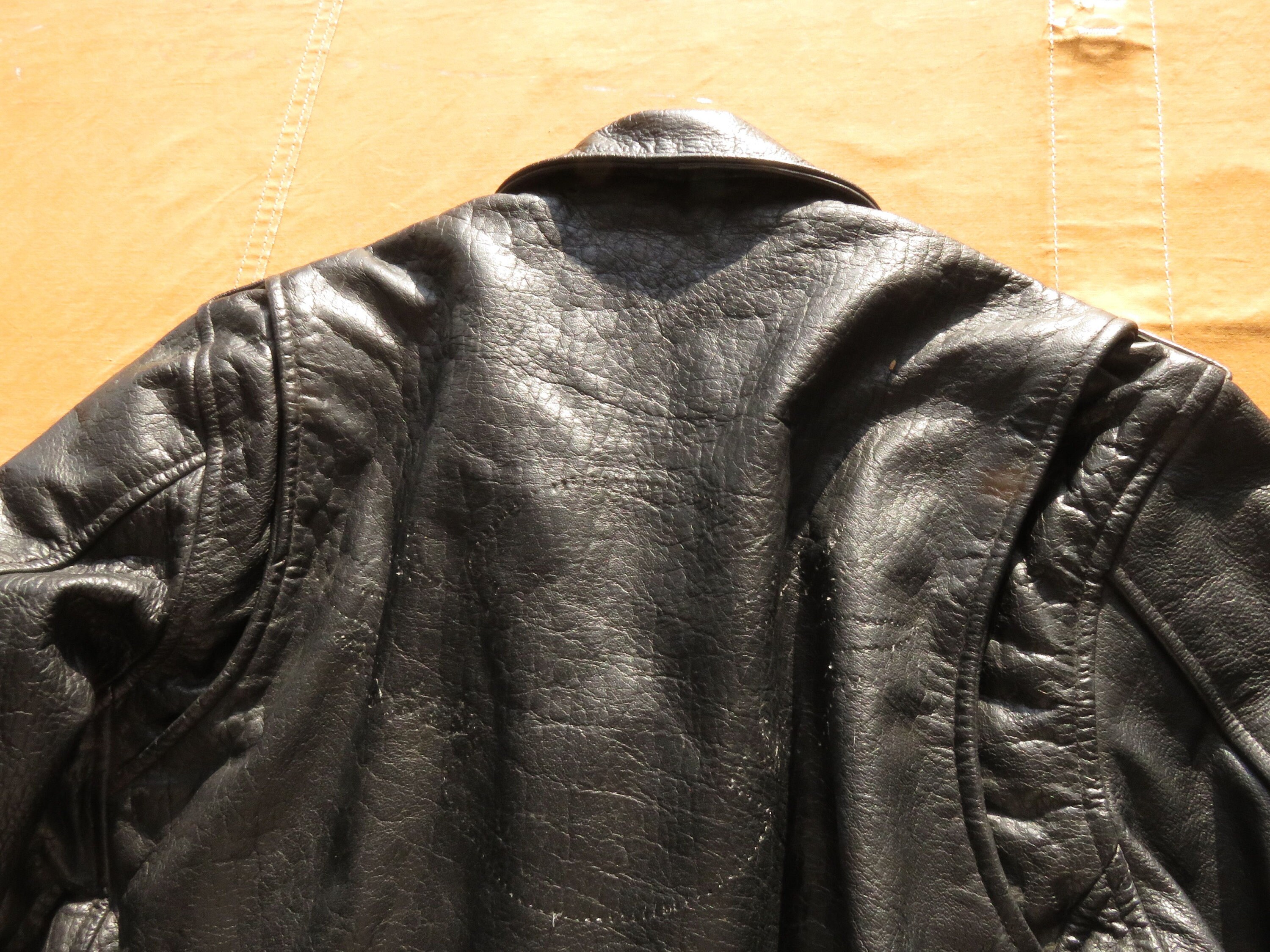 Medium / Large 90s Black Leather Motorcycle Jacket / Xelemnt Biker