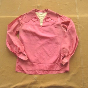 Small / Medium 30s Women&#39;s Acetate Western Shirt / Pink Silk Applique Flowers 1930s 1940s Cowgirl Rodeo Queen