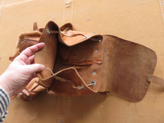 Large 70s Leather Backpack / Handmade XL Oversize… - image 10