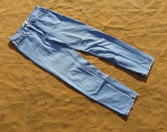 30 X 29 90s Guess Jeans / Faded Frayed 