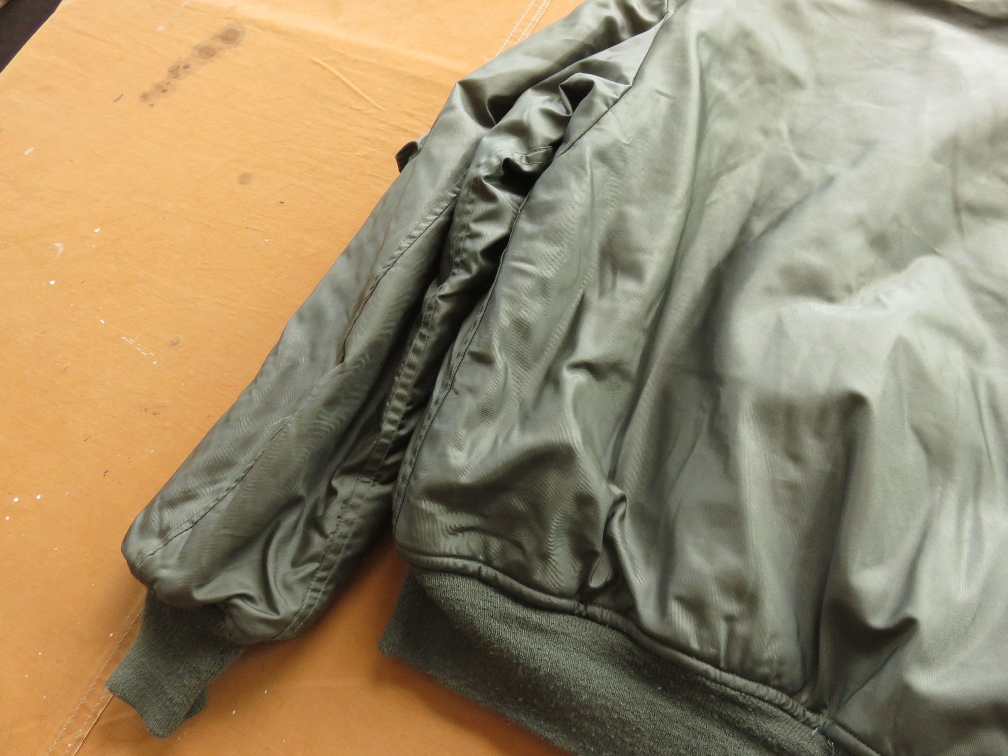 Large 80s US Air Force CWU-45/P Flight Jacket / Bomber Large 80s US Air Force CWU-45/P Flight Jacket / Bomber