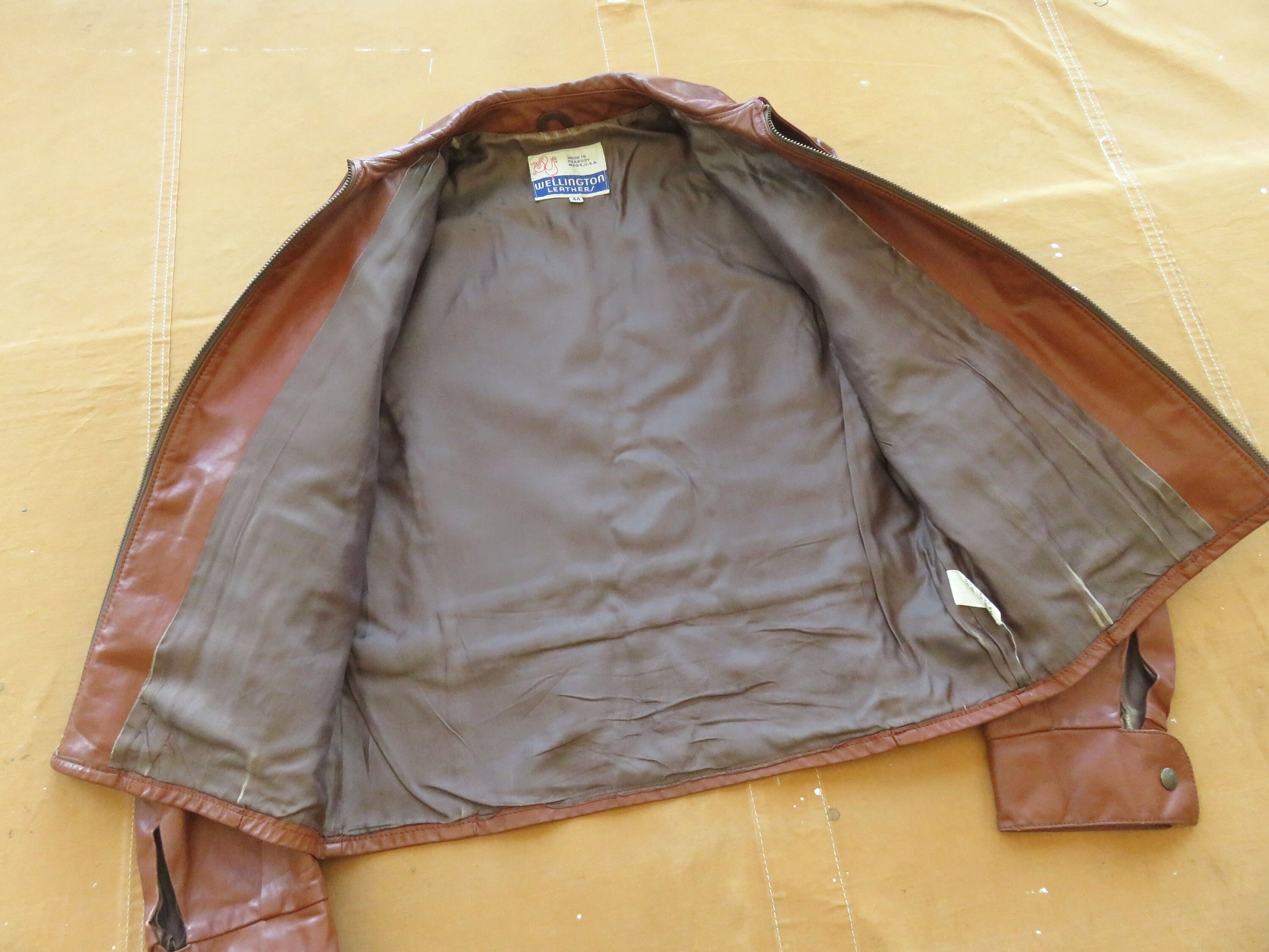 Medium 70s Wellington Leather Brown Leather Jacket / Hippie