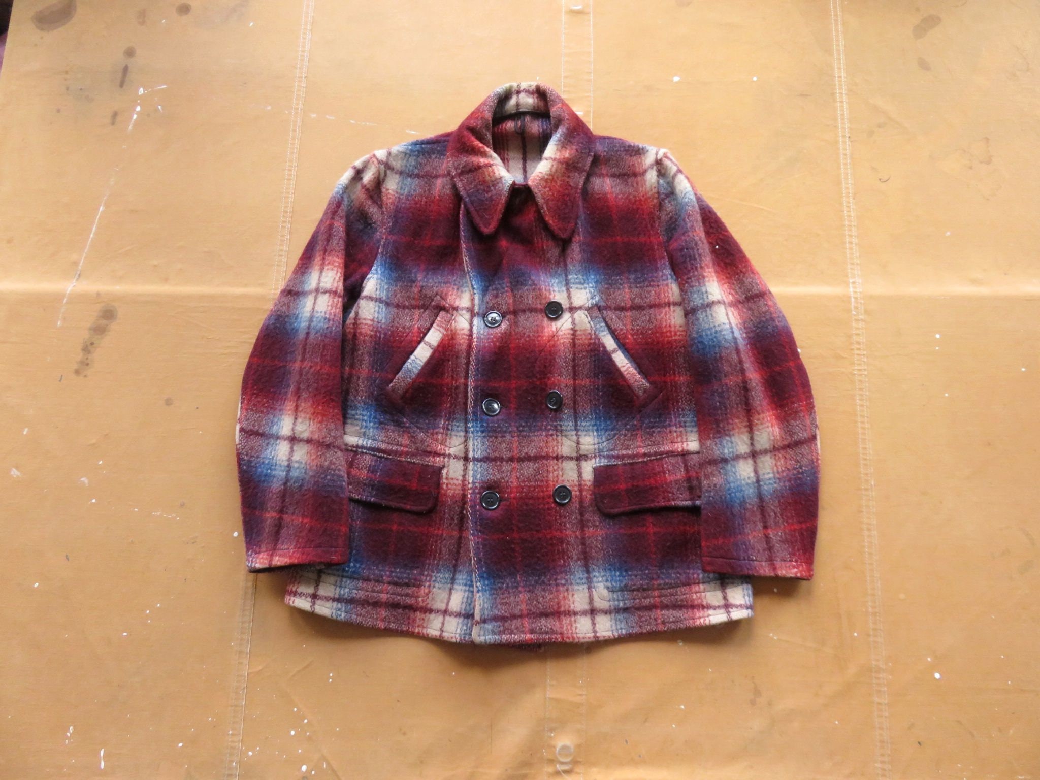 Large 30s / 40s Plaid Belt-back Mackinaw Jacket / Double Large 30s / 40s Plaid Belt-back Mackinaw Jacket / Double