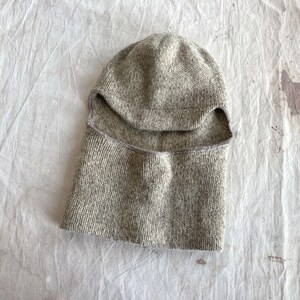 Vintage 90s Streetwear Grunge Wool Winter Beanie Hat Cap Oatmeal Brown Womens Vintage 90s Southpole Beanie Skull Cap Knit Embroidered Hip  main image 3