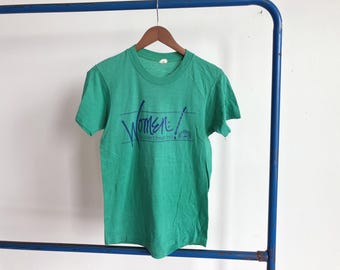 Small 80s Women's Center T-shirt / 1980s Women's Rights