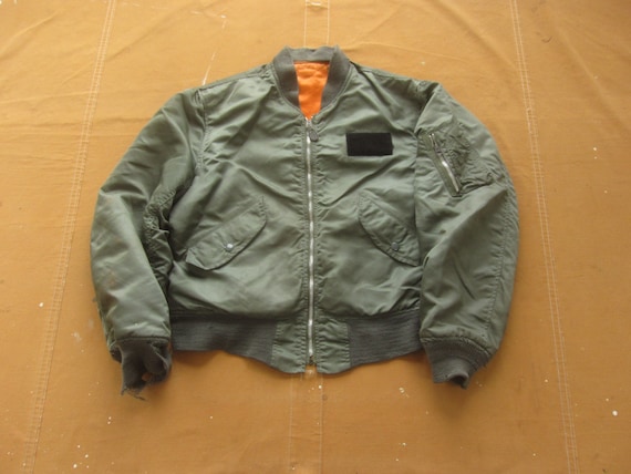 Medium 70s US Air Force L-2B Flight Jacket / Bomb… - image 1