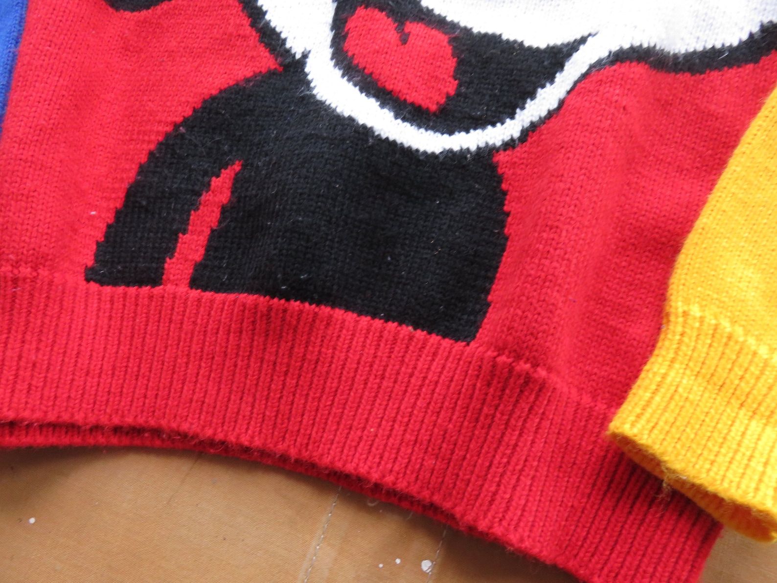 Large 90s Mickey Mouse Colorblock Sweater / Picture Knit Disney 1980s ...