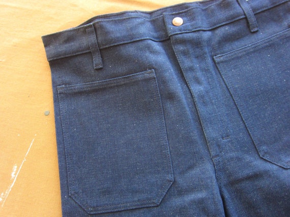 Vintage 70s Denim Bell Bottom Jeans / 100% Cotton… - image 4