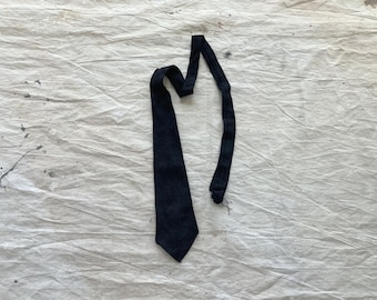 Vintage 60s Black Spiderweb Necktie / 1960s Skinny Narrow Halloween Tie