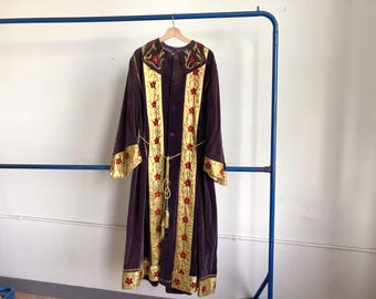 Antique 10s / 20s Floral Embroidered Velvet Cloak / Costume Robe 1920s 1910s Gown