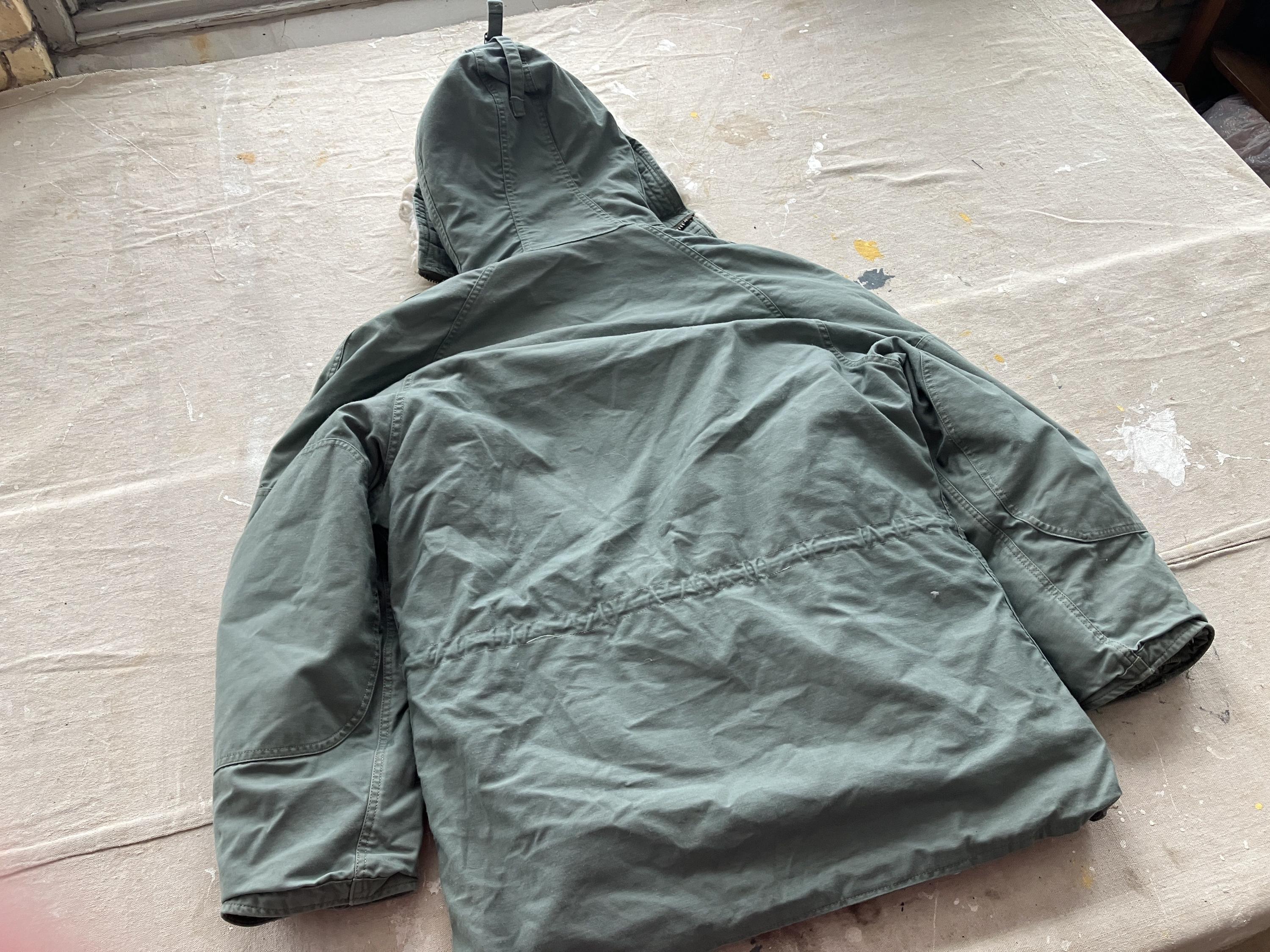 Large 90s Air Force N-3B Hooded Extreme Cold Weather Parka Jacket