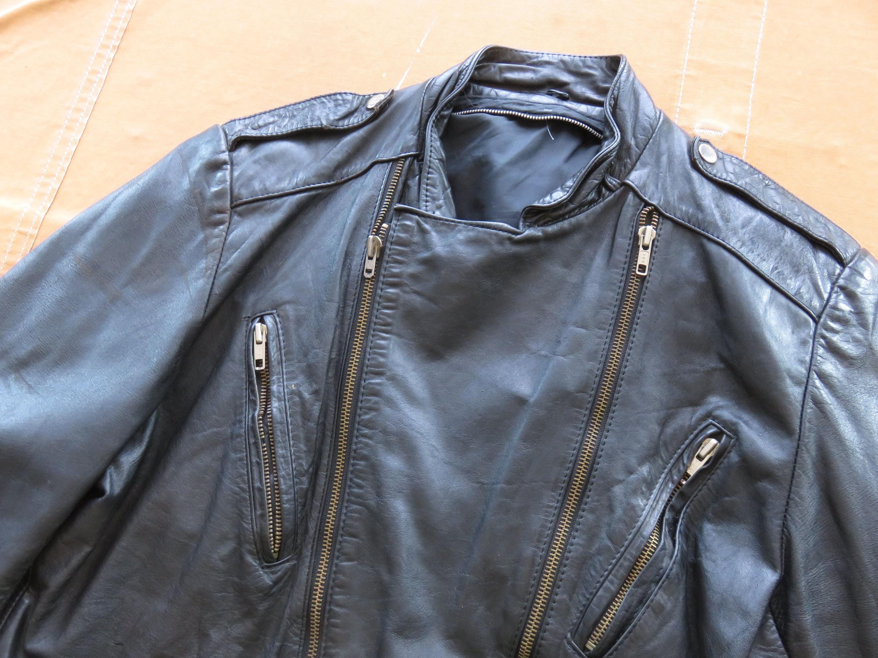 Small 70s / 80s Black Leather Motorcycle Jacket / Slant Zipper XS