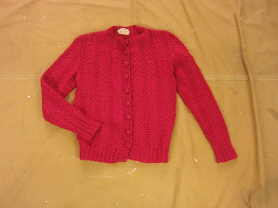 Small 50s Women's Cable Knit Cardigan Sweater / 10