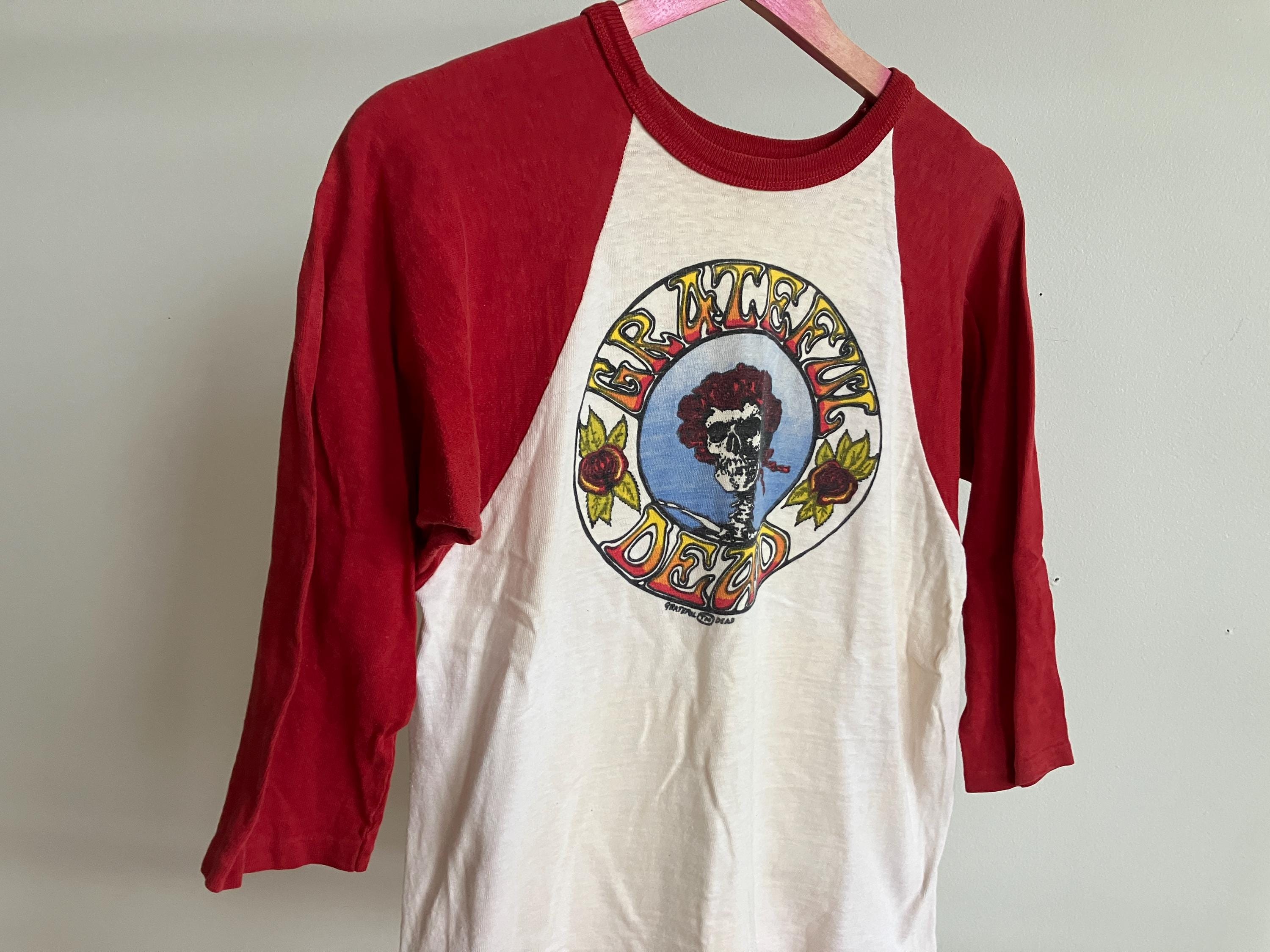 Small 70s Grateful Dead Jersey T-shirt / 1970s Cotton Skull and