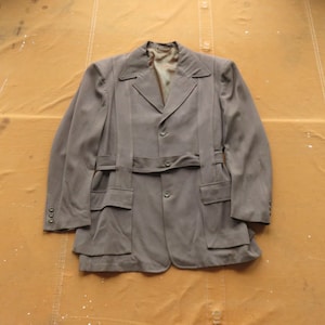Medium jaren 40 Gabardine Norfolk-jas met ceintuur / jaren 40 grijze gab plooijas Hollywood jaren 50 50