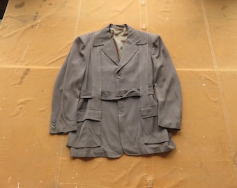 Mittelgroße 40er Gabardine Norfolk Jacke mit Gürtel / 1940er Jahre Gabardine Doppelfaltenjacke Hollywood 1950er 50er Jahre
