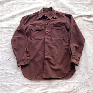 Small 40s / 50s Brown Gabardine Shirt / 1940s 1950s Men&#39;s Button Down Wool Rayon? Blend Gab Shirt Distressed